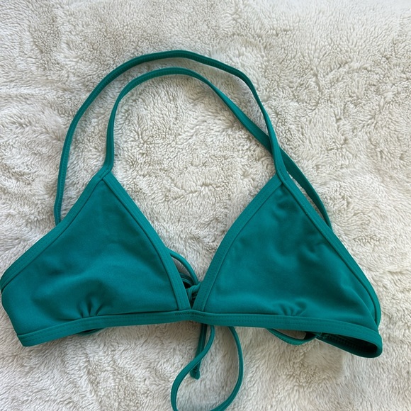 Jolyn Bikini Tops - Picture 2 of 11